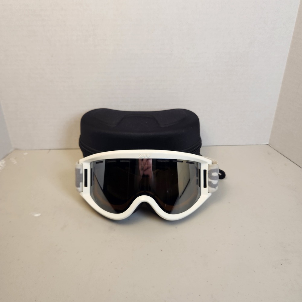 Spy Snow Goggles White Frame Amber Tint Lens  Hard Case Ski Snowboard Unisex